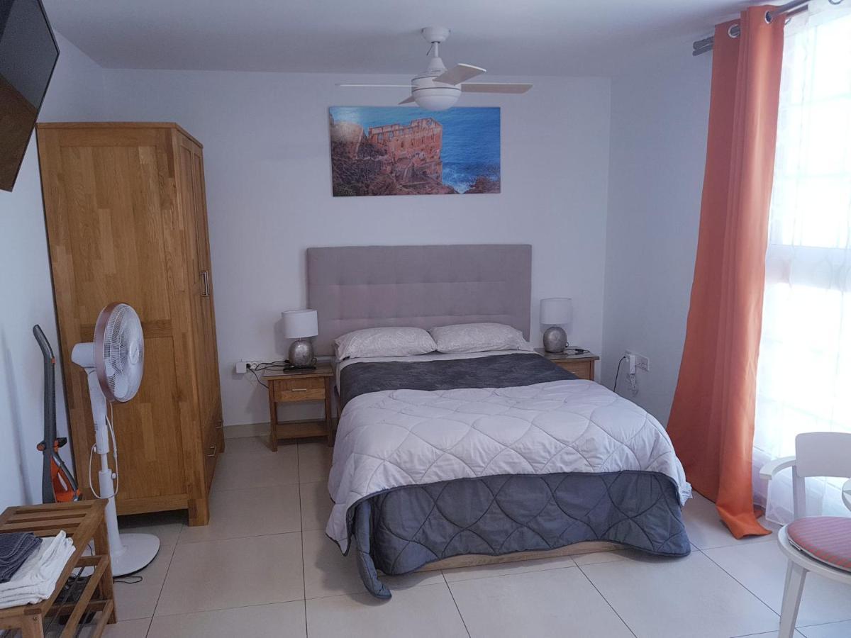 לוס ריאלחוס Estudio Nuevo Con Bano, Cocina Y Gran Terraza מראה חיצוני תמונה