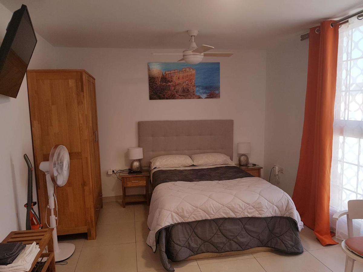 לוס ריאלחוס Estudio Nuevo Con Bano, Cocina Y Gran Terraza מראה חיצוני תמונה